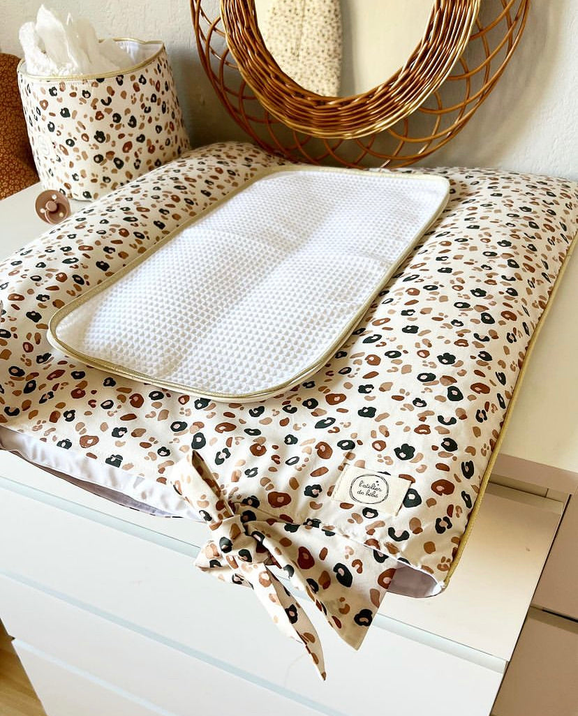 Housse de matelas a langer leopard