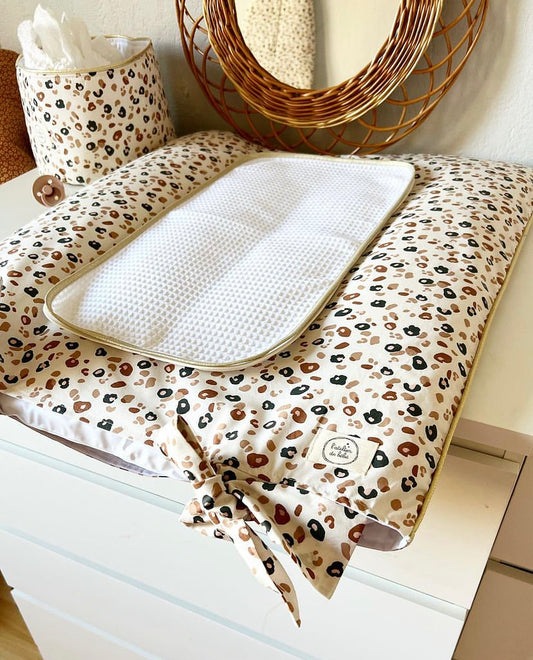 Housse de matelas a langer leopard