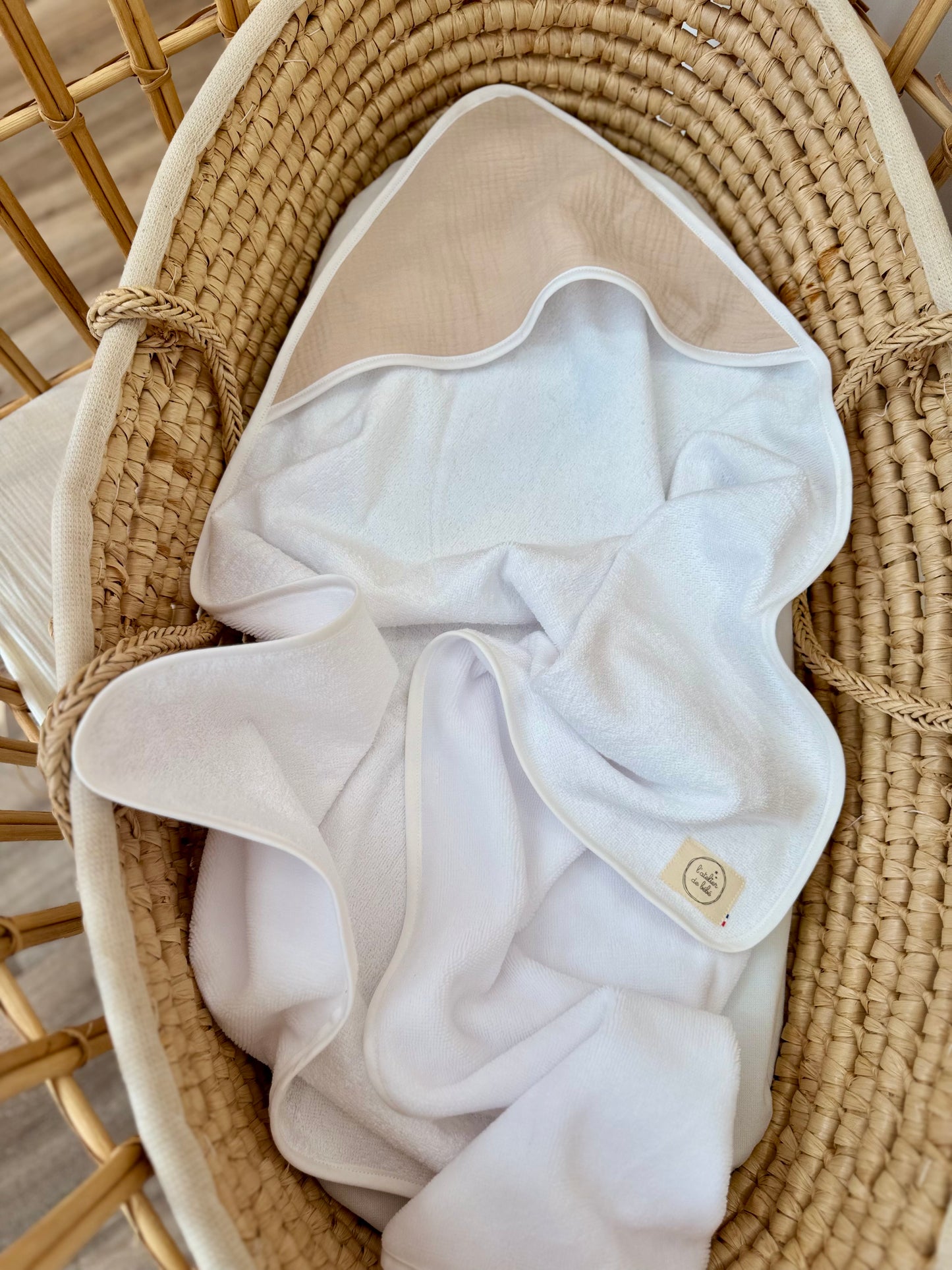 Cape de bain bébé couleur sable