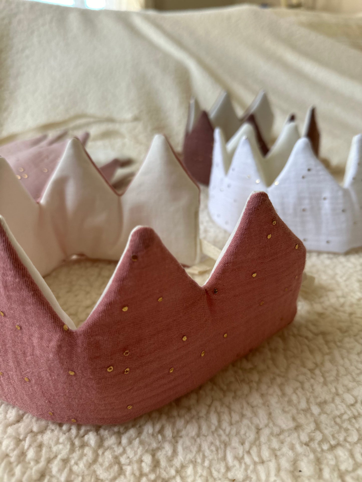 Couronne en tissu ajustable