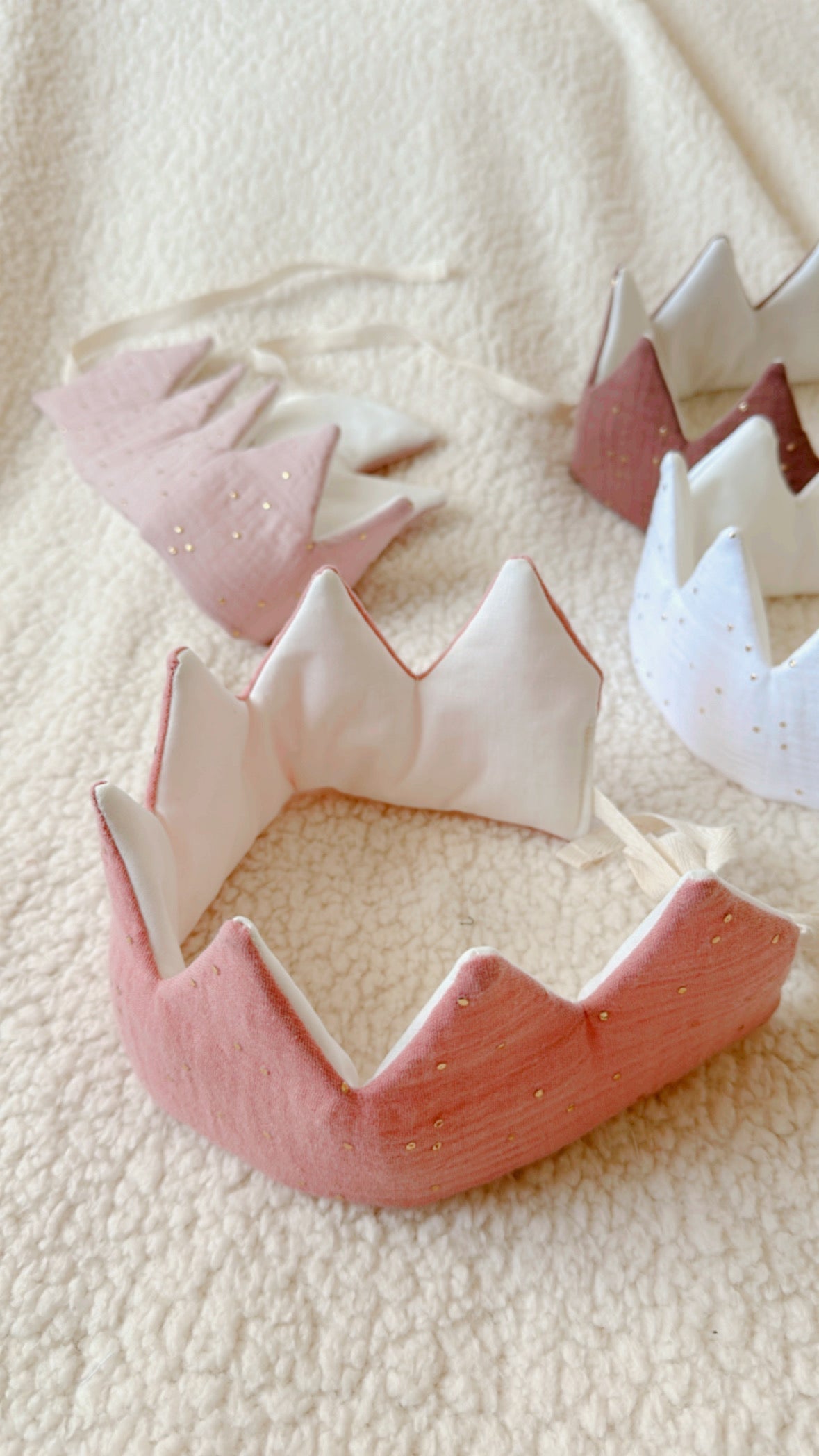 Couronne en tissu ajustable