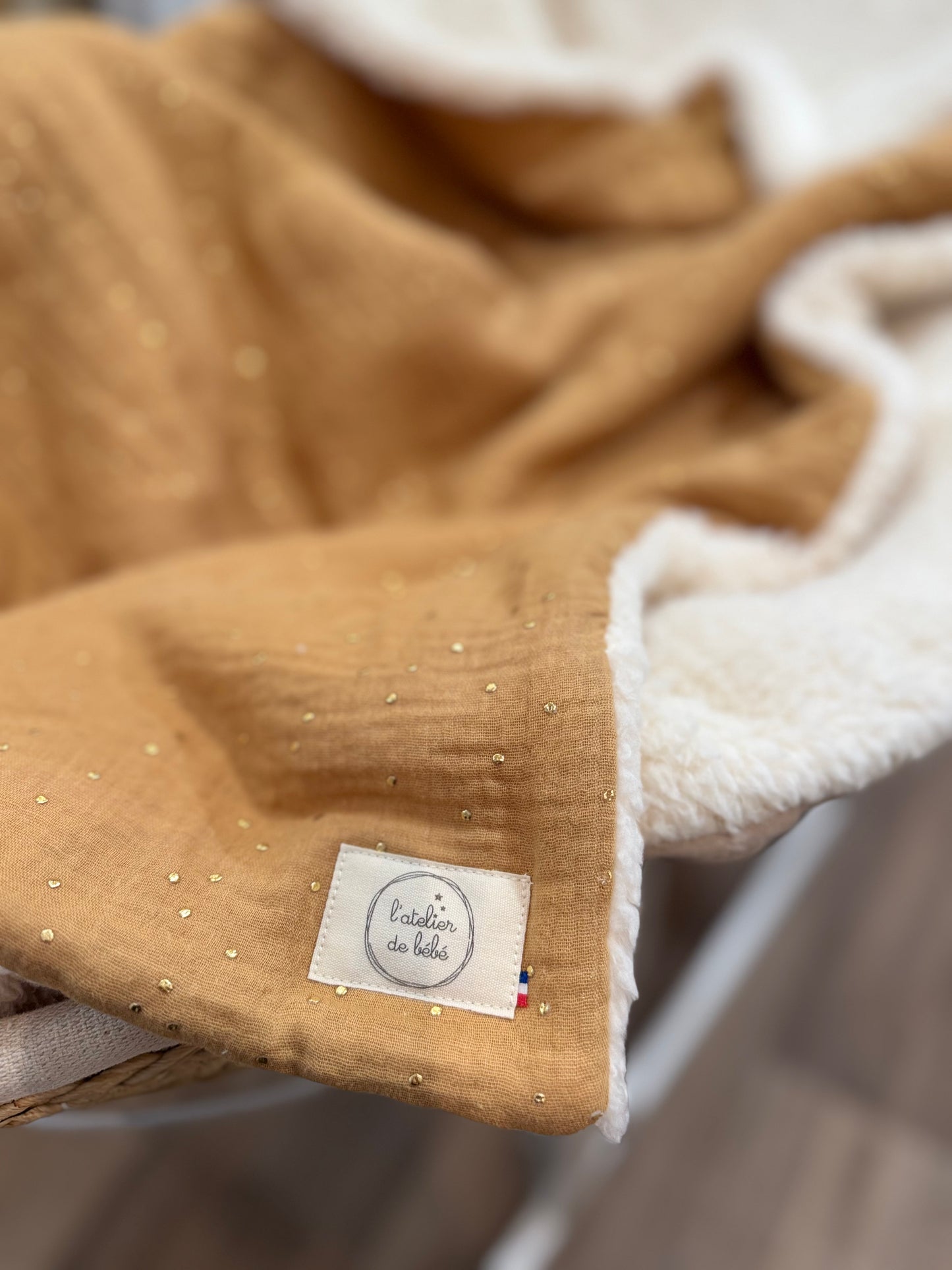 Couverture hiver camel et or gaze de coton