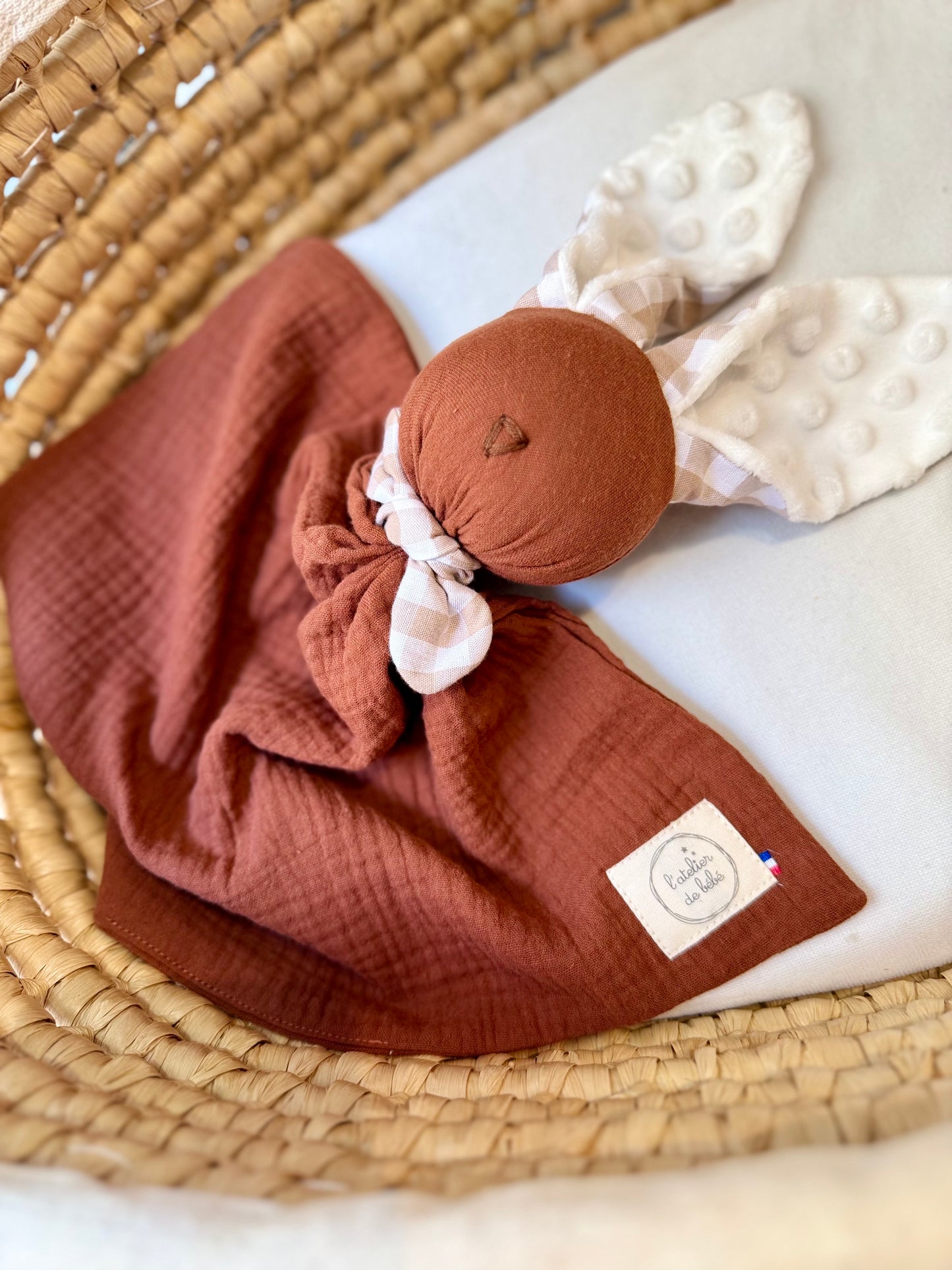 Doudou lapin chocolat et Vichy -Personnalisable