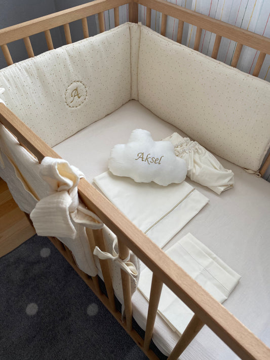 Tour de lit ecru pois or personnalisable