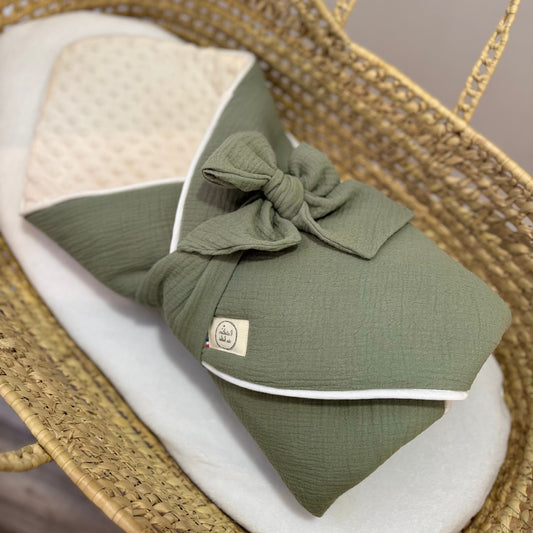 Nid d'ange bébé d'emmaillotage - Vert sauge | Made in France