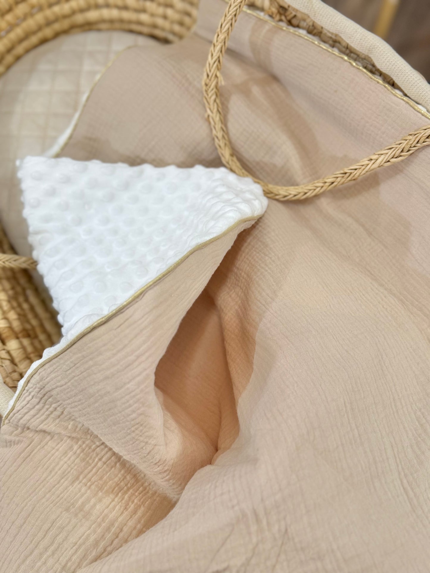 Nid d'ange beige  - 1ere couverture de naissance personnalisable
