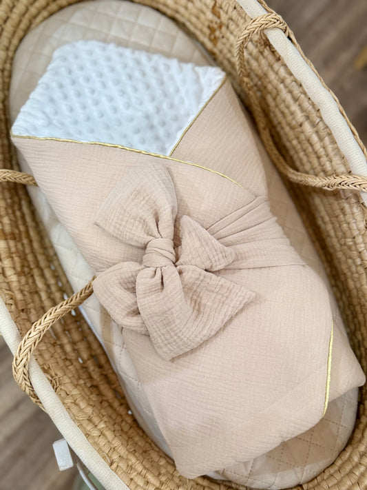 Nid d'ange beige  - 1ere couverture de naissance personnalisable