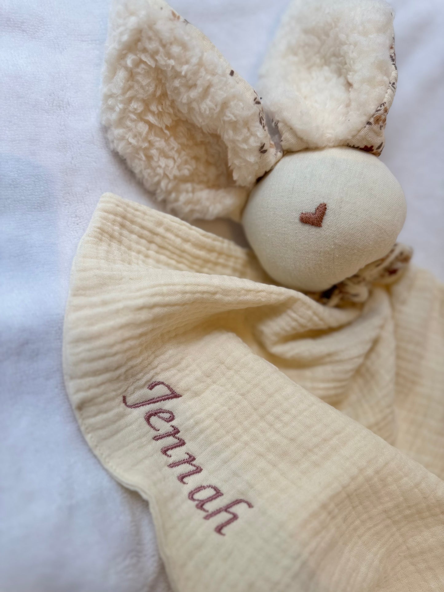 Doudou Lapin écru Aimée -Personnalisable