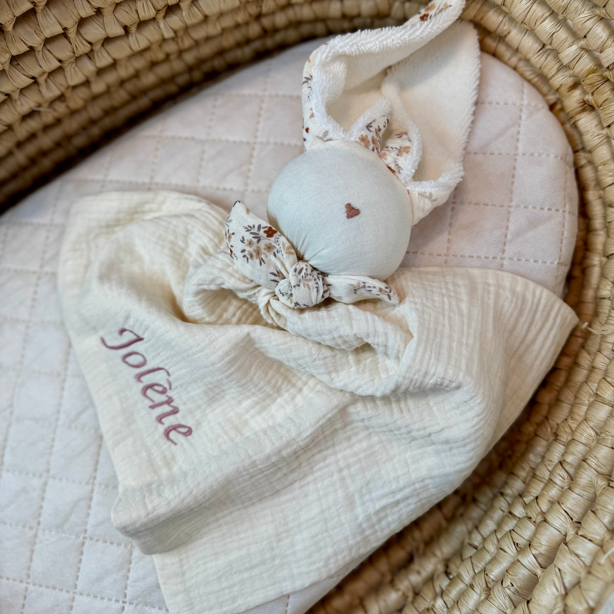Doudou Lapin écru Aimée -Personnalisable
