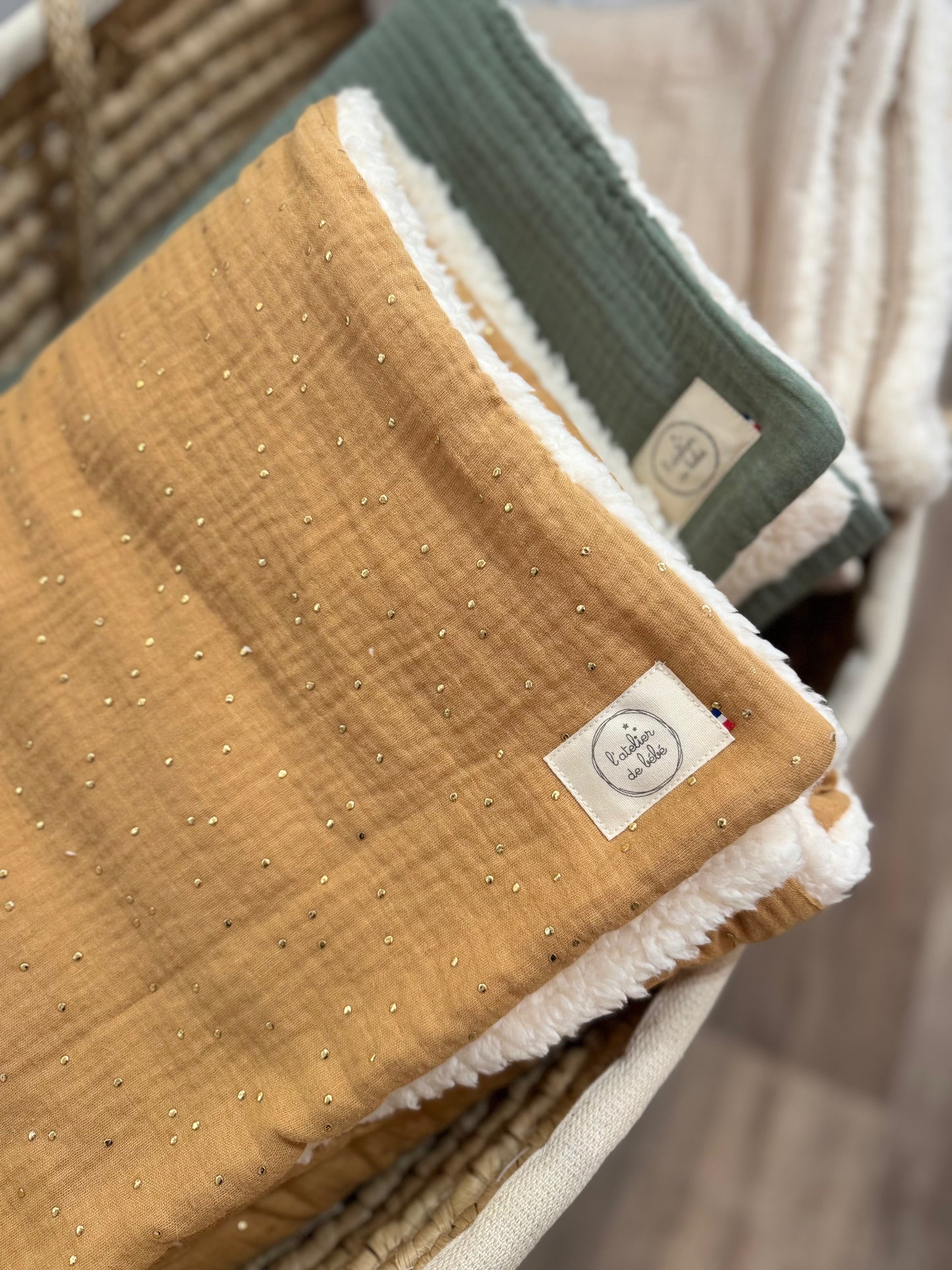 Couverture hiver camel et or gaze de coton