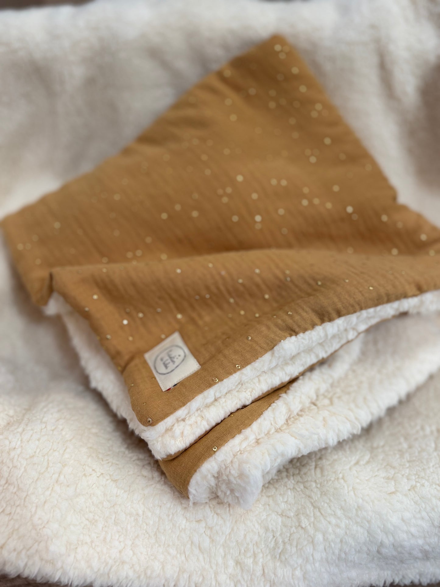 Couverture hiver camel et or gaze de coton