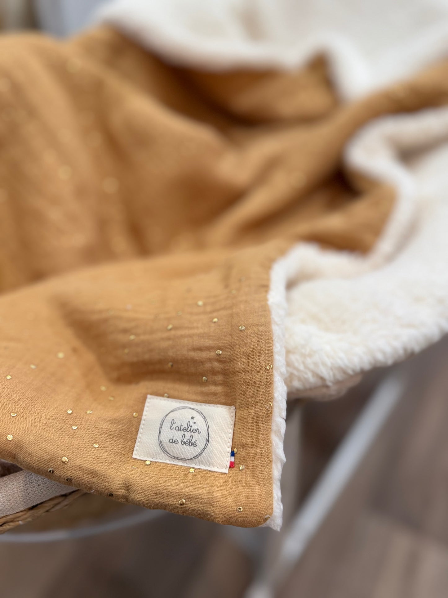 Couverture hiver camel et or gaze de coton
