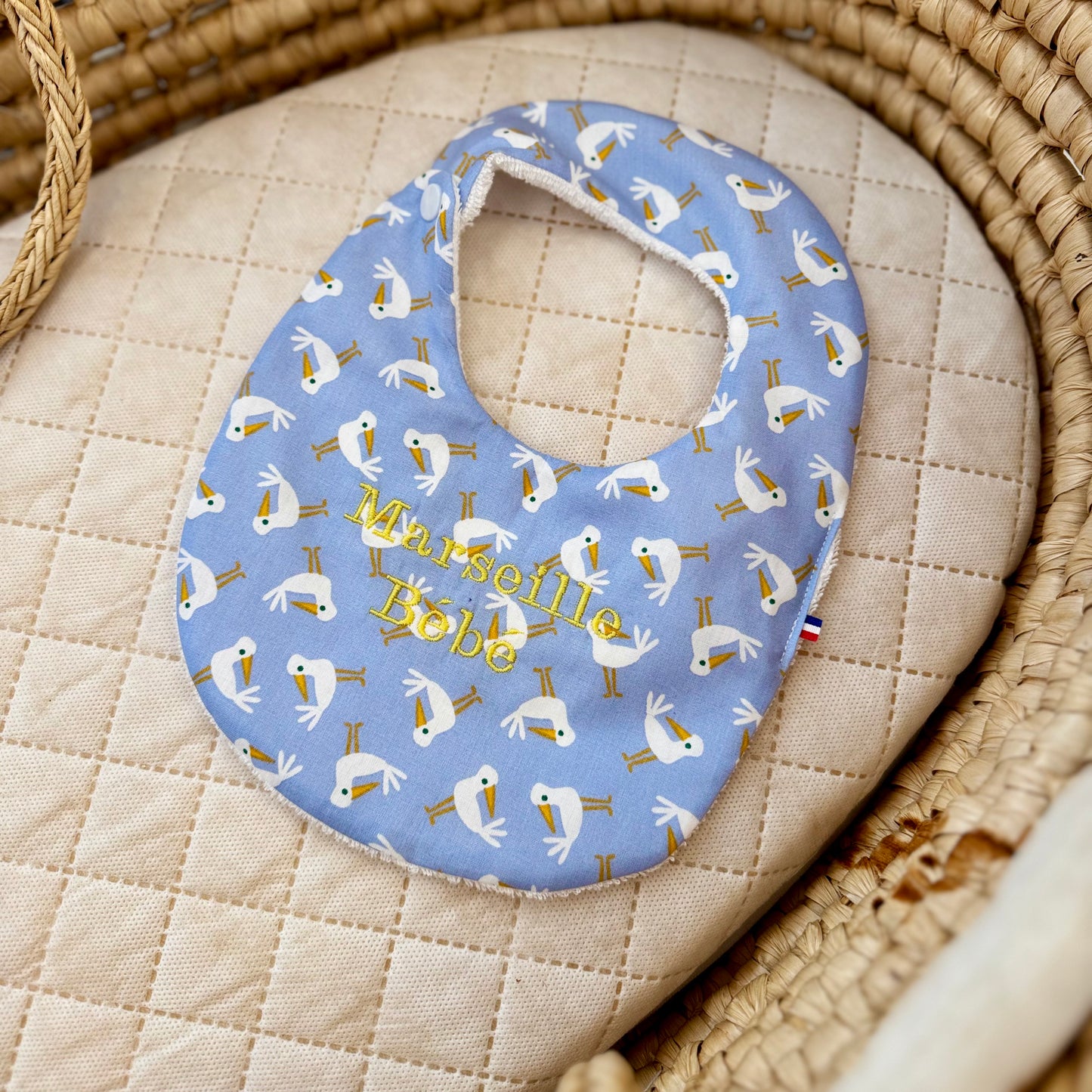 Bavoir Bébé Personnalisé « Marseille Bébé » COLLECTOR  – Coton & Éponge | Fabrication Artisanale Française