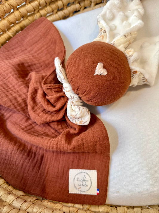 Doudou lapin chocolat Aimée -Personnalisable