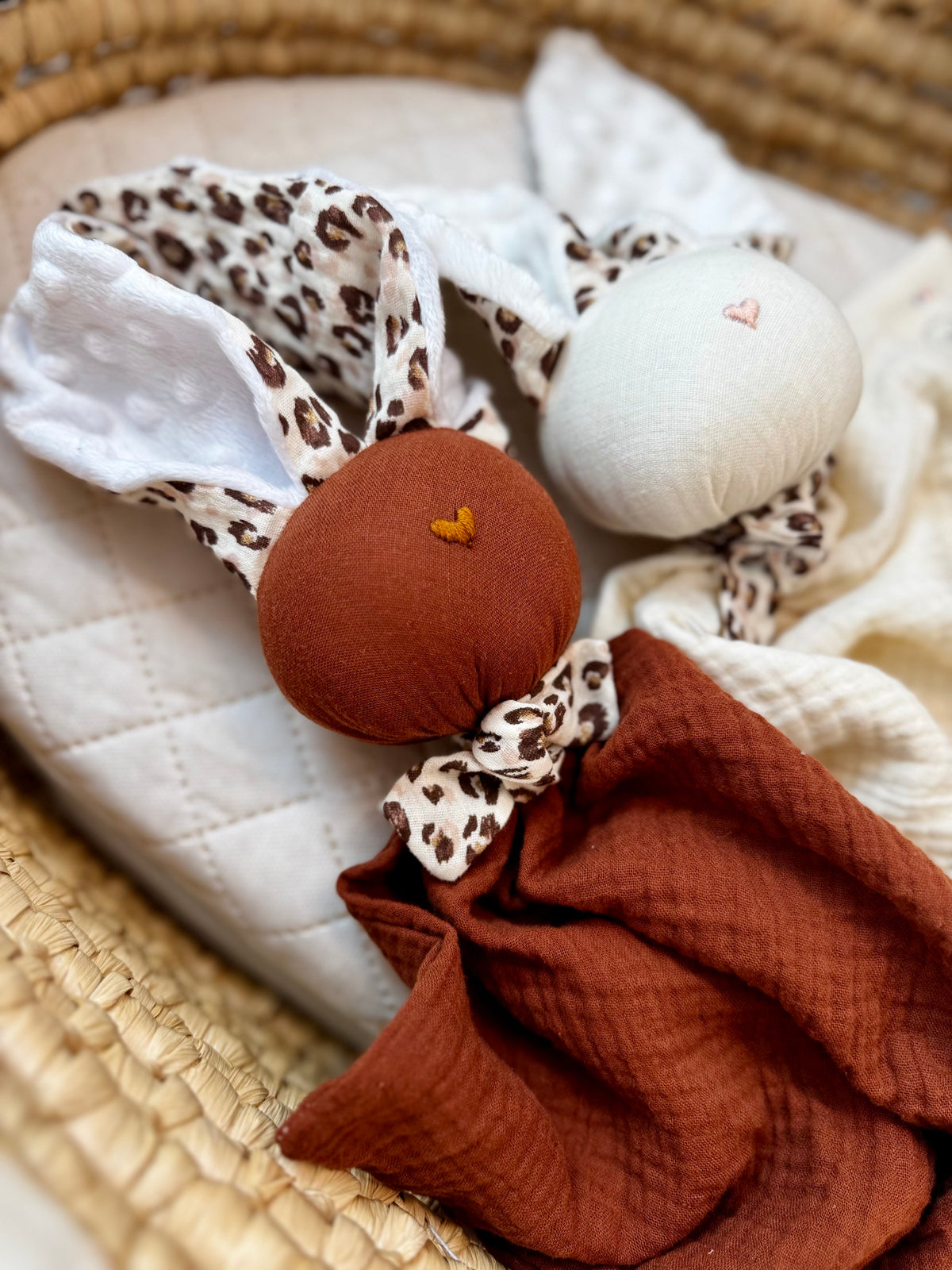 Doudou Lapin Leopard -Powder
