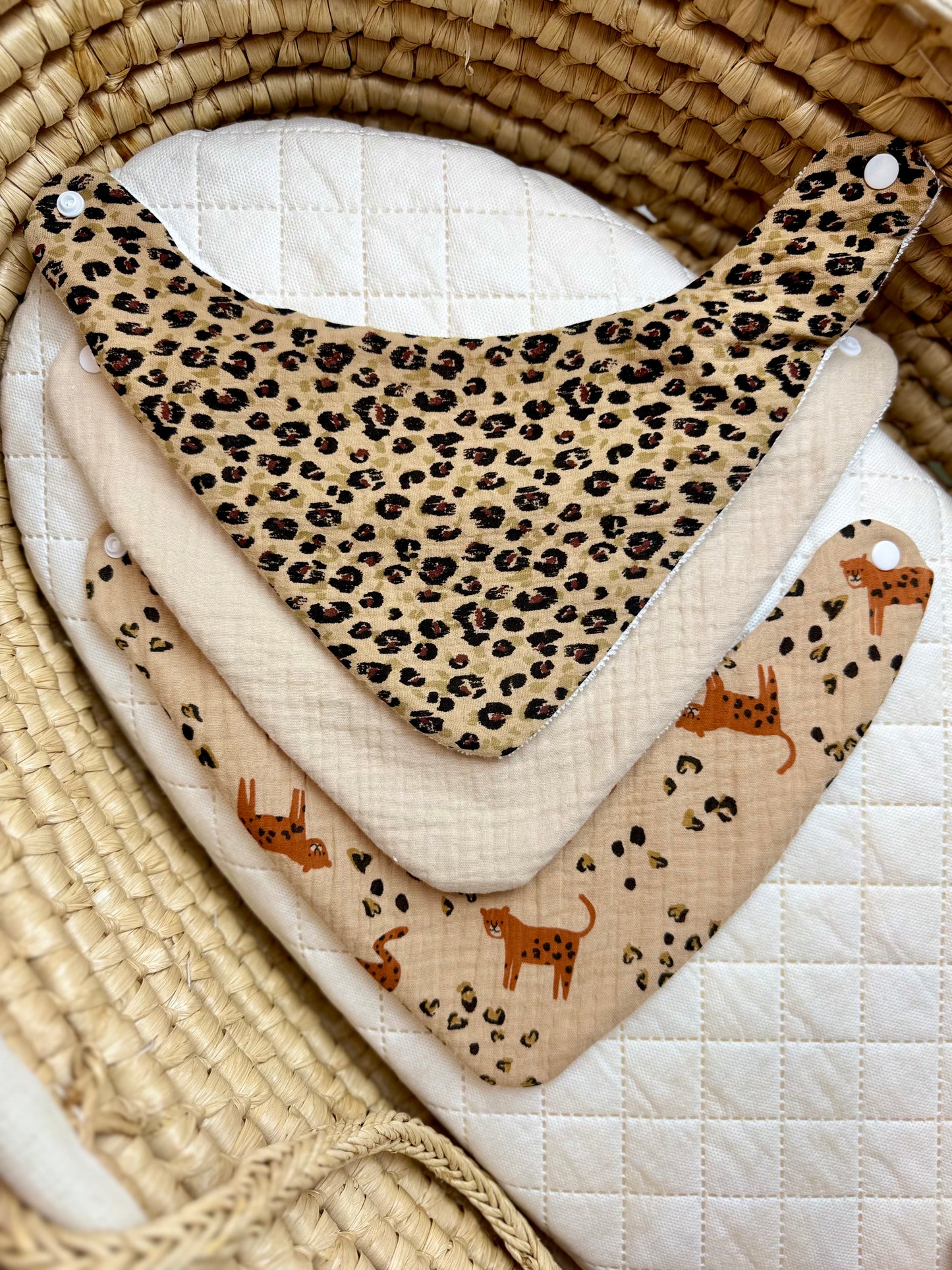 Trio Bavoirs bandana bébé en gaze de coton – Léopard