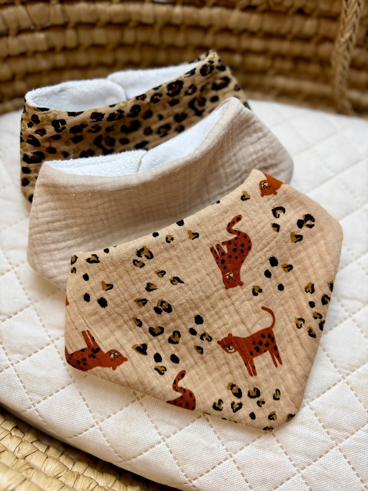 Trio Bavoirs bandana bébé en gaze de coton – Léopard